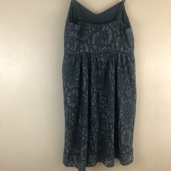 Loft lace cami blue eyelet spaghetti strap dress size 4P. New with tags - Picture 6 of 8